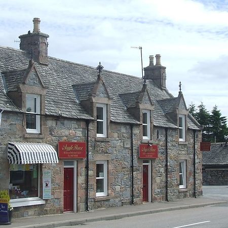 Argyle Guest House Tomintoul Exterior photo